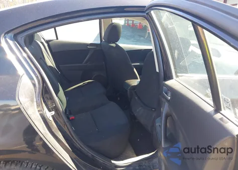 2011 Mazda Mazda3 I Touring из США, поврежденный, VIN JM1BL1VG3B1489261